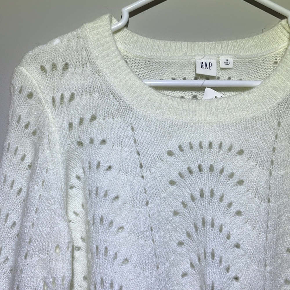 NWT - GAP Women's Cream Pointelle Sweater Size S